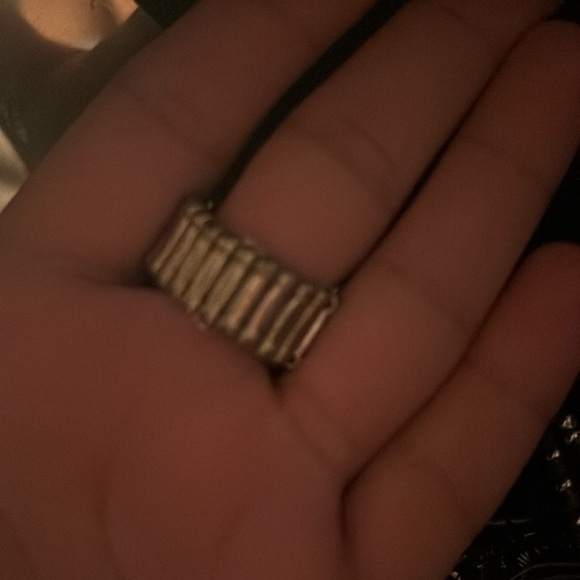 Diamond ring - Picture 3 of 3